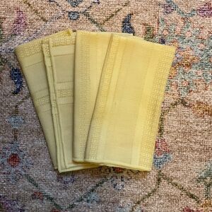 4 Yellow Spring Easter Cotton Polyester Napkins